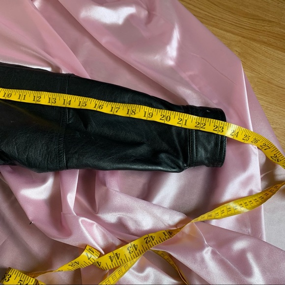 Vintage 90s Wilson’s Leather Bomber Leather Jacket - Picture 6 of 12